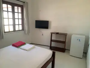 Bed & Breakfast - Hospedaria Morro Branco 3Min A PÉ Das FALÉSIAs