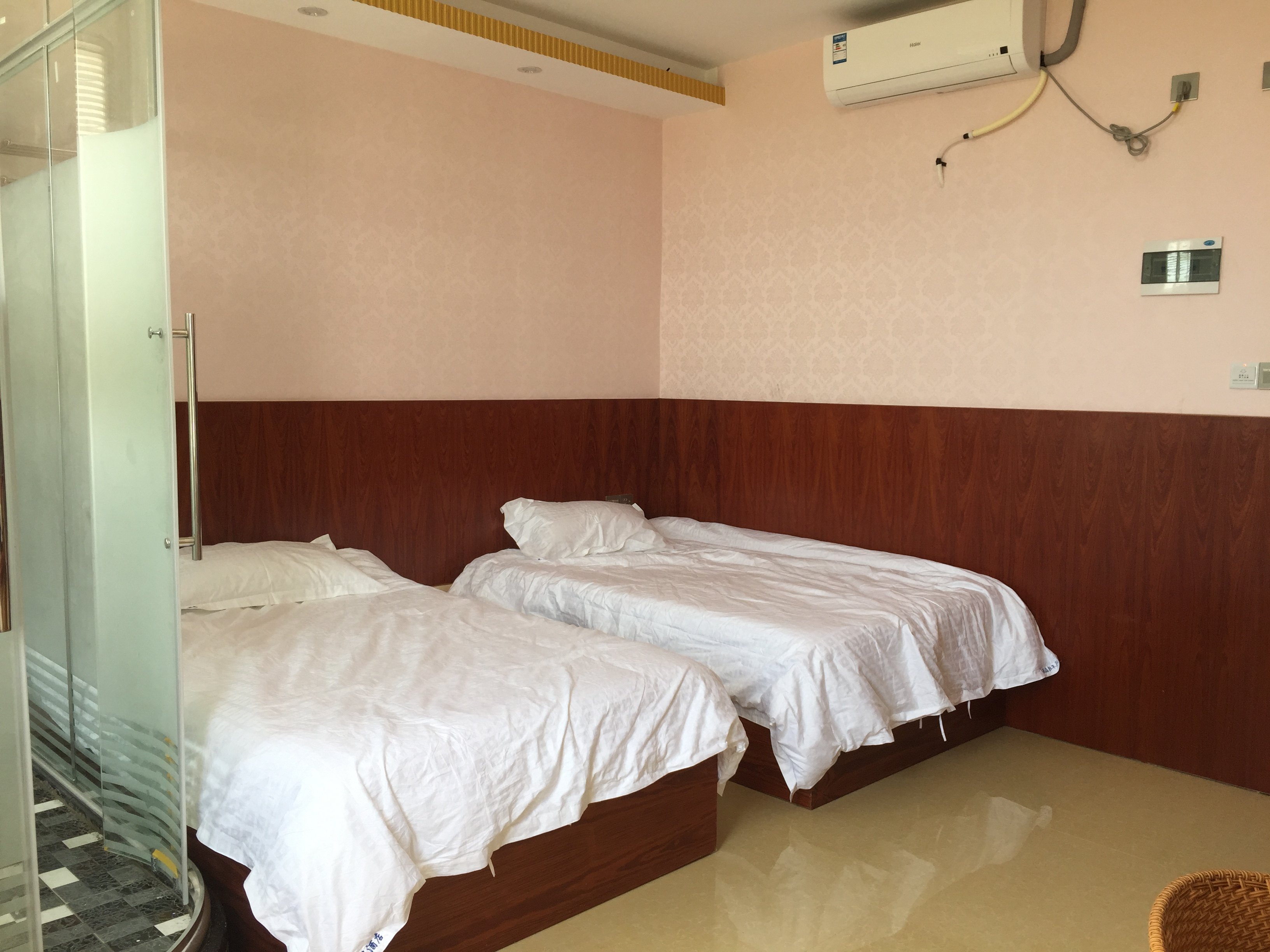 翡翠湾旅游度假中心周边住宿/美食/餐馆/门票团购_促销_打折_优惠券