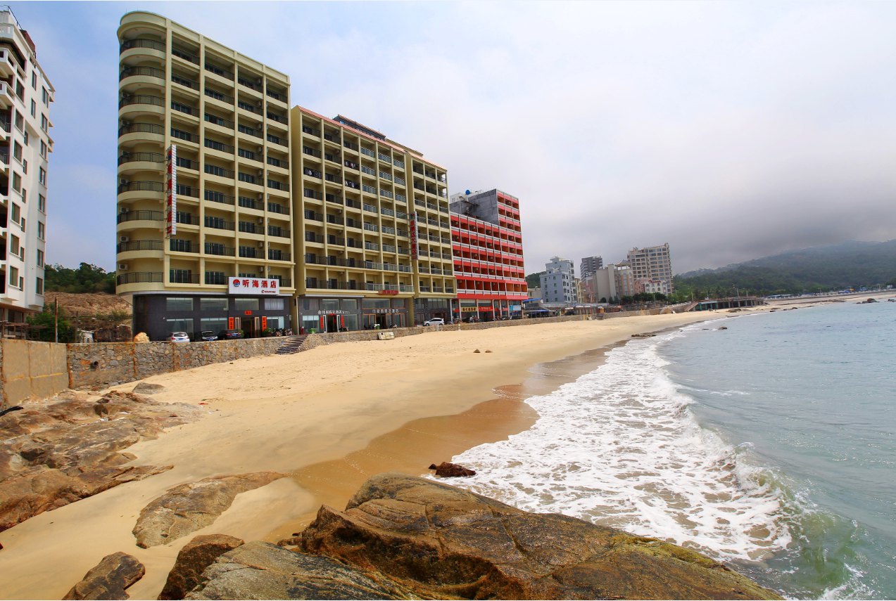 【周日至五】阳西沙扒湾听海酒店(山景标准房)