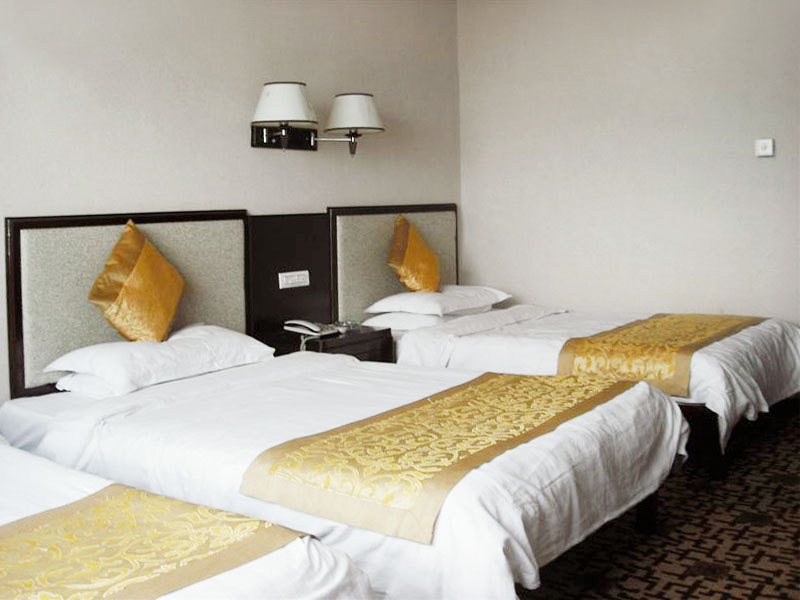 吉安亚细亚大酒店-三人间