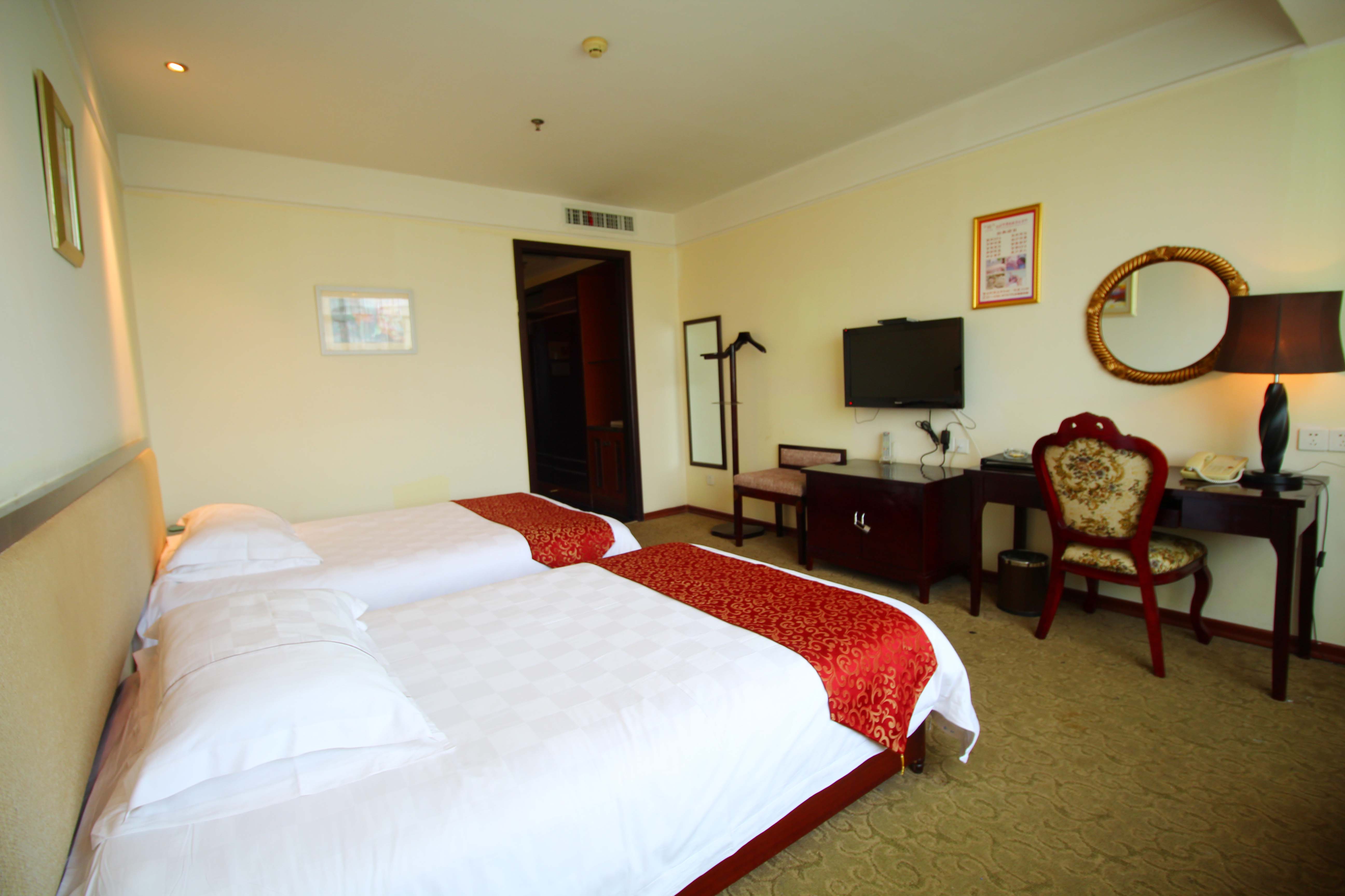 九江金轩益君大酒店豪华标间