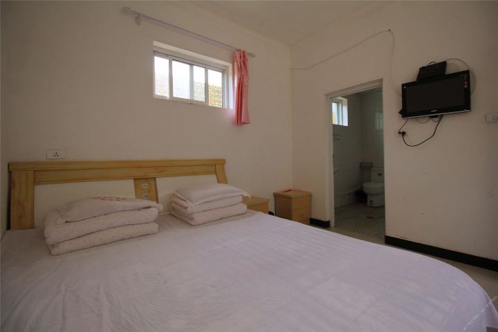 交城庞泉沟山水农家饭店住宿-大床房