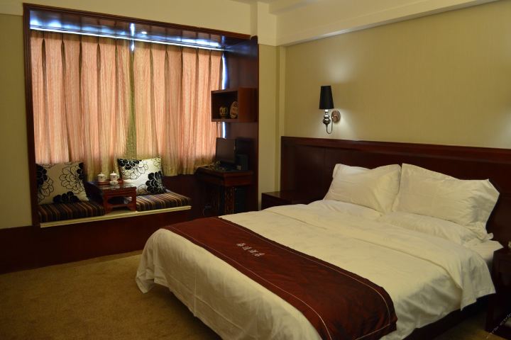 汉中海逸酒店(情侣间b)