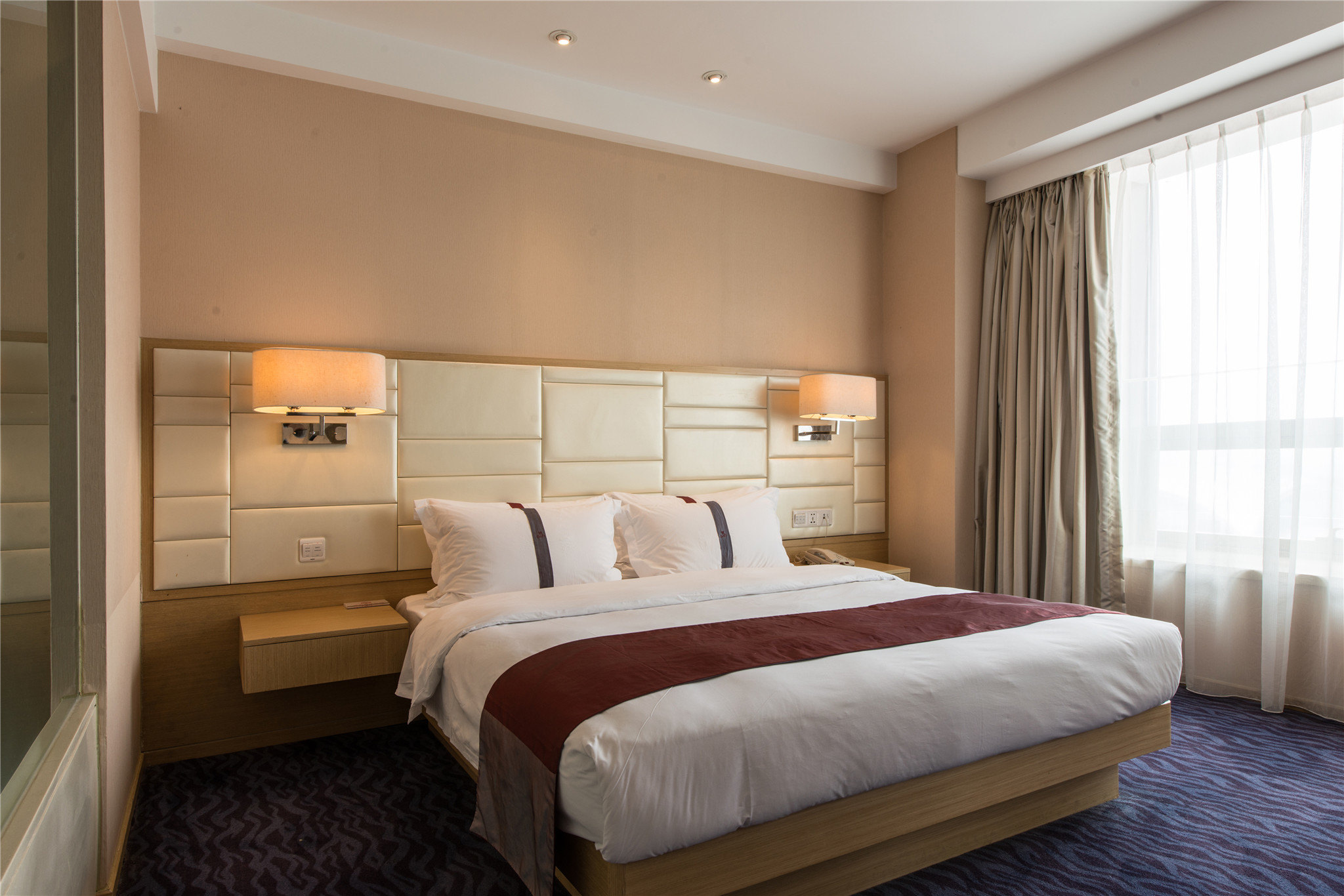 南通金石商务酒店-商务大床房[含早]