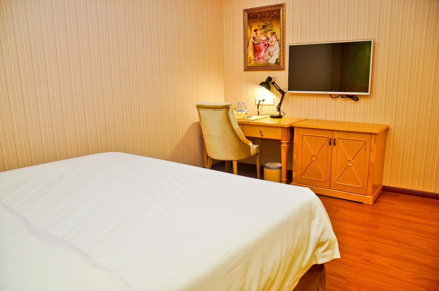 维也纳酒店-标准单人房(无窗)[无早]