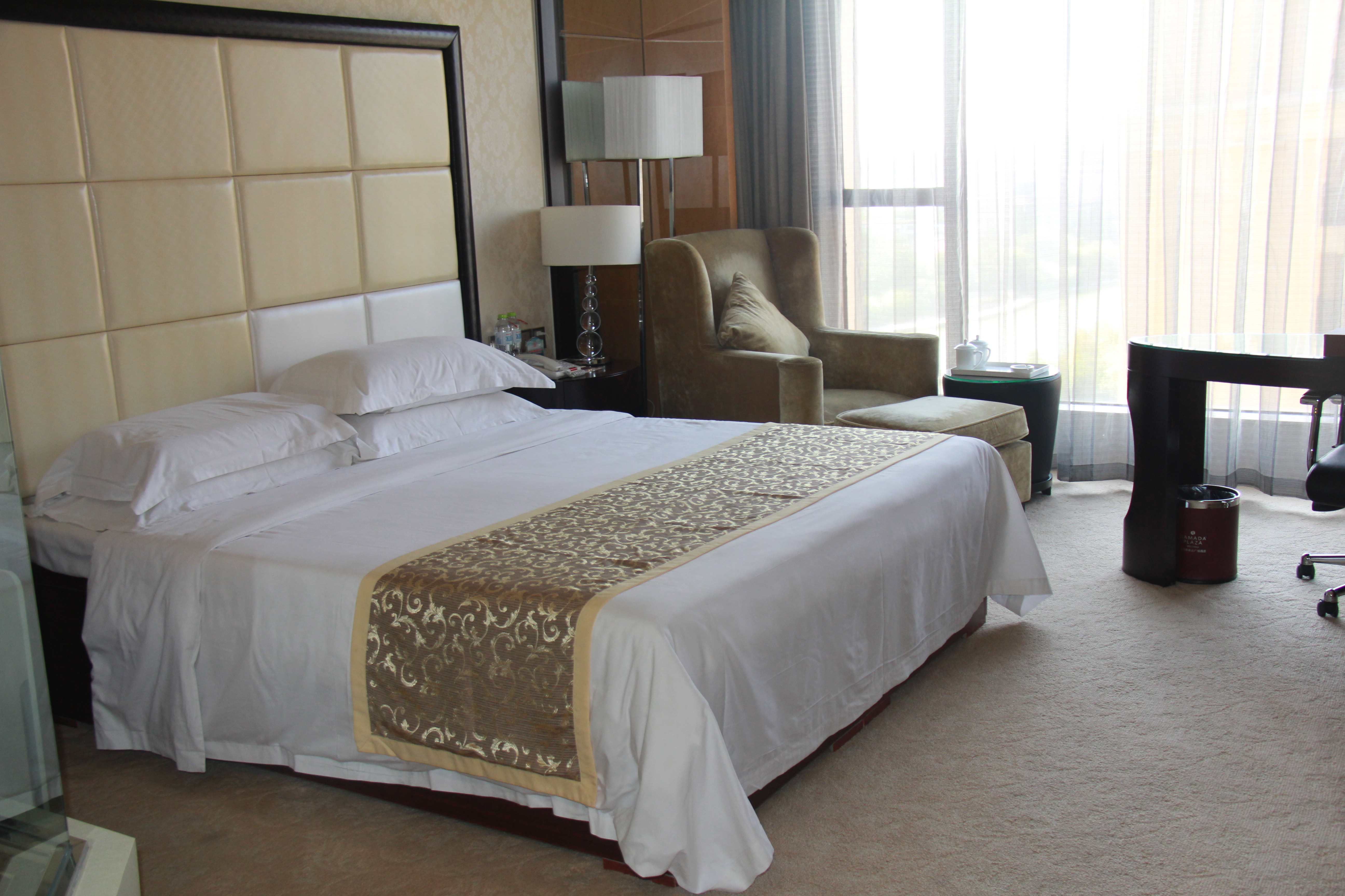 潍坊华美达广场酒店-商务房(双床)[无早]