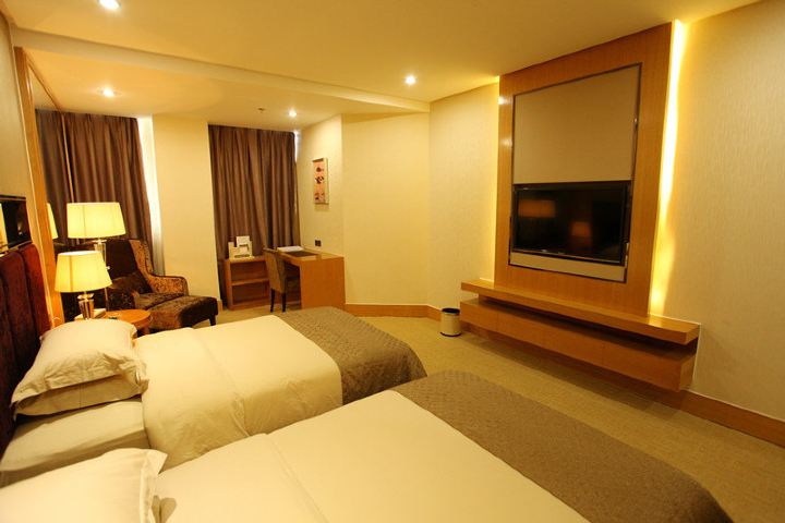 银湾酒店(广州市桥店)