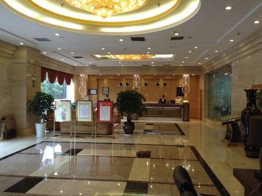 曲靖翠峰大酒店-标准间(限量抢购)