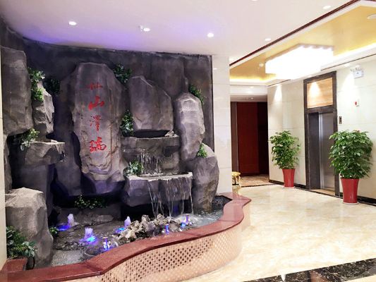 濮阳乾佑国际酒店-高级标准房(无窗)[含早]