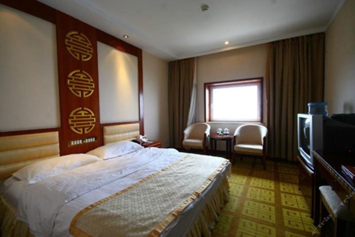 泰安神憩宾馆-加大间(乐享旅程)