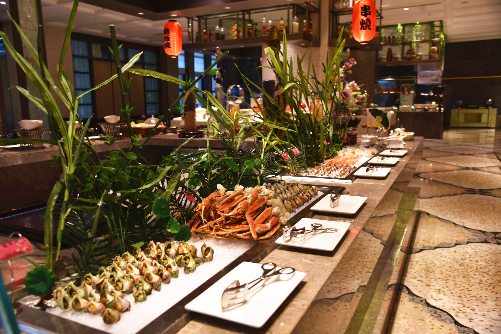 无锡太湖饭店【周末含早】西楼标准房 双人自助晚餐