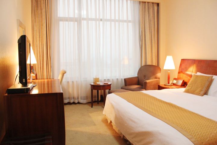 威海蓝天宾馆-高级海景大床间(酒店★特惠)[无早]