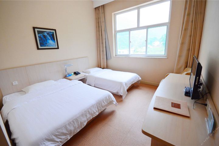 壶关八泉峡大酒店-家庭间