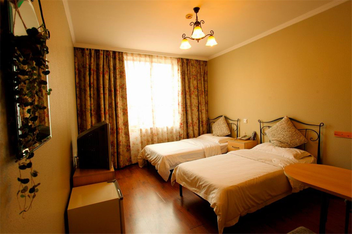 武汉帅府饭店-公务标准间(3星标准)(今日特价)