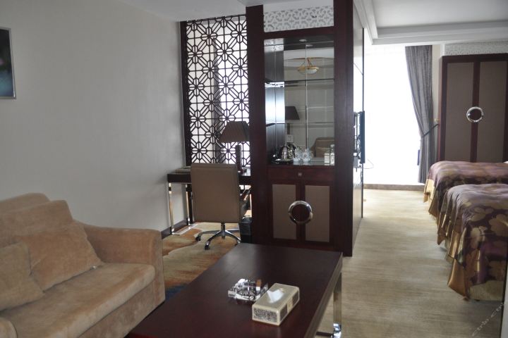 凤庆滇红大酒店-特色标间