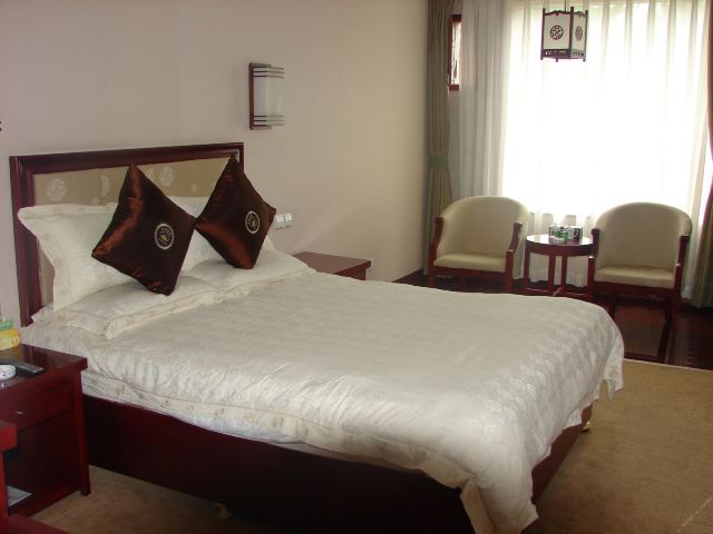 五台山五峰宾馆-大床房