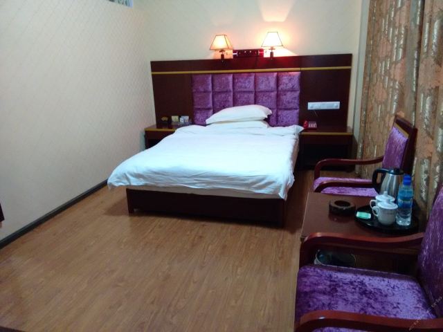 文山鑫怡商务宾馆-大床房团购-原价0元-团购仅售46元,文山县酒店团购