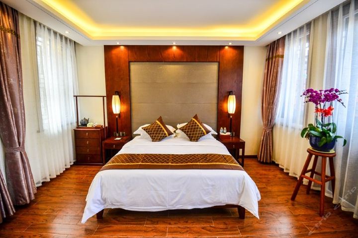 泰安云巢宾馆-泰山观景大床房