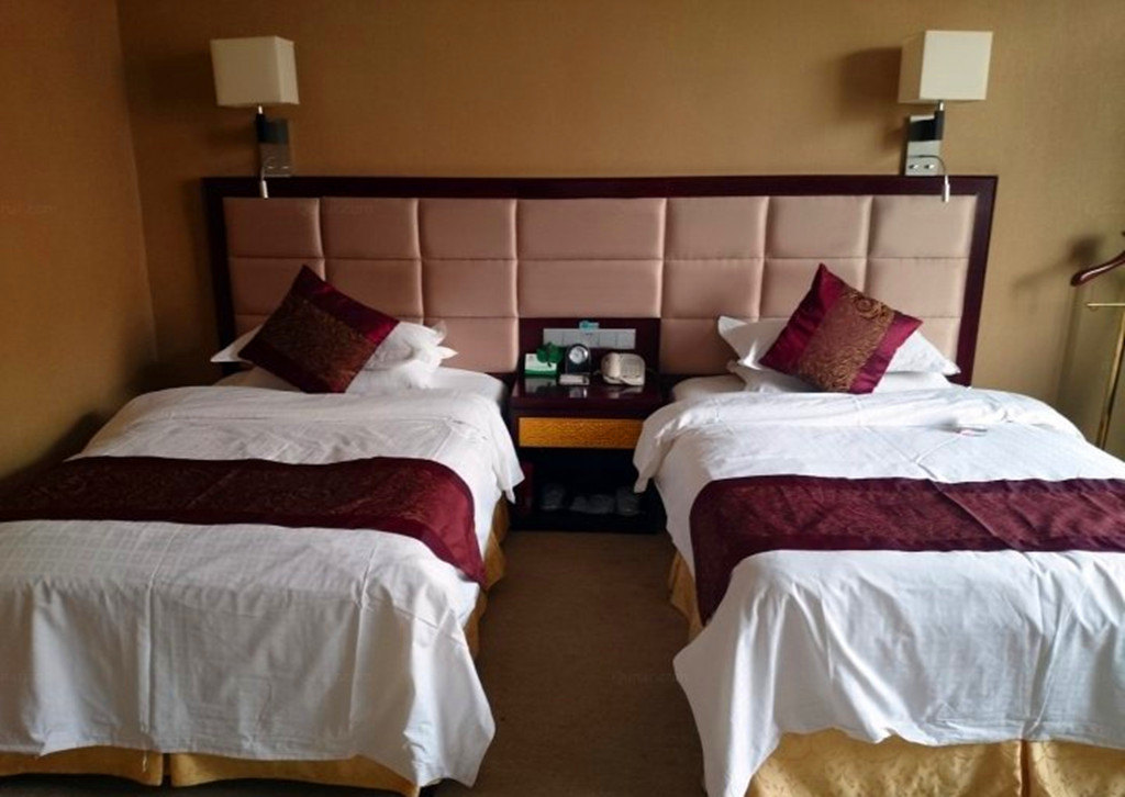 【携程攻略】瓜州瓜州县翡丽配饰城团购,瓜州县翡丽配饰城周边住宿