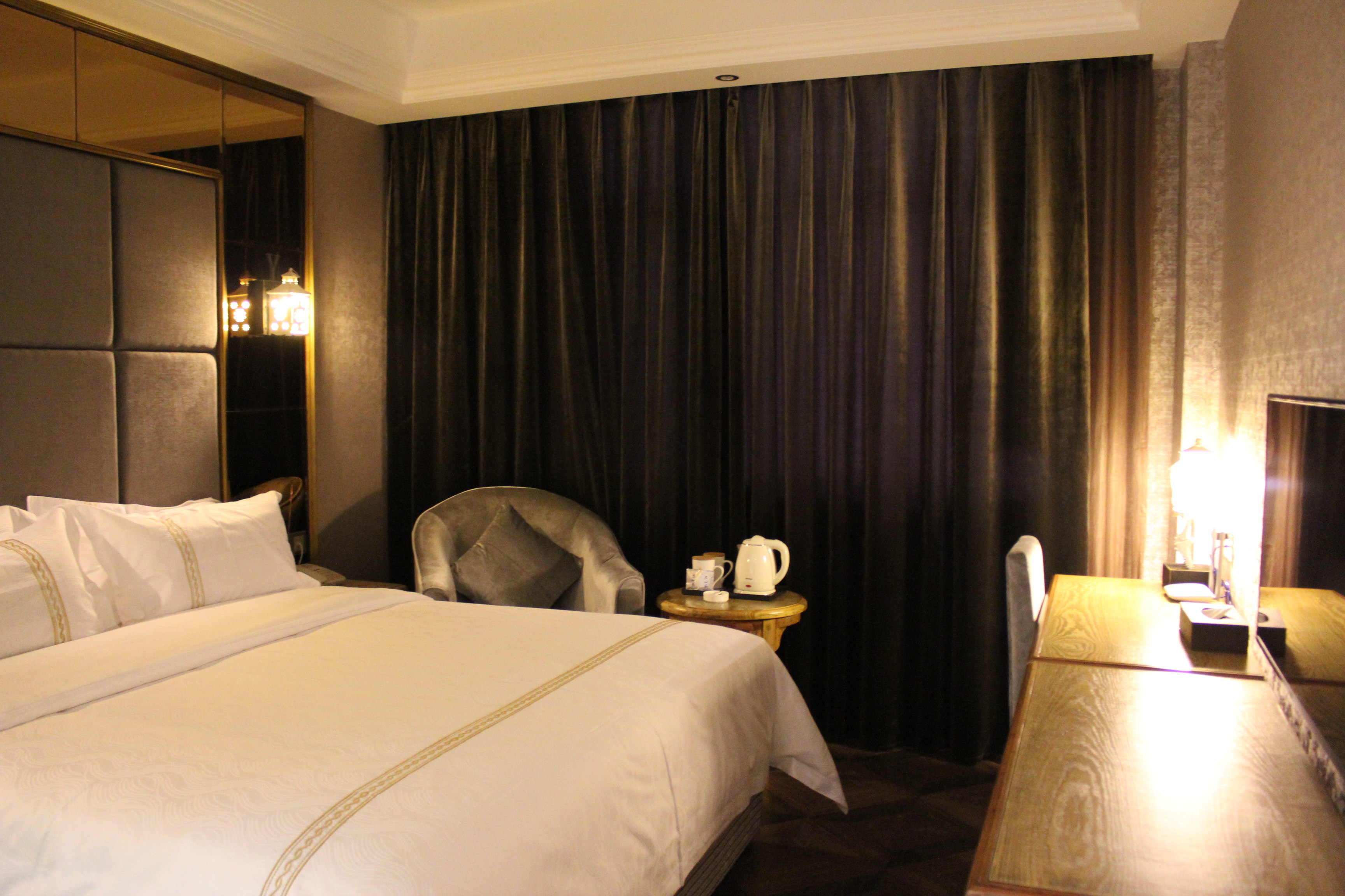 【携程攻略】广元鞋匠(老张定制店)团购,鞋匠(老张定制店)周边住宿