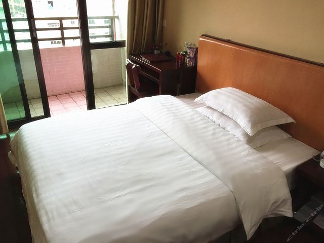 汕尾海港酒店-标准双人房[无早]