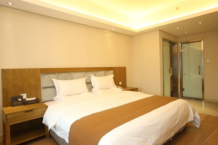 怡庭酒店-景观大床房(周年庆定制房)