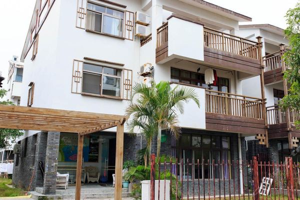 北海银滩东北人海边客栈