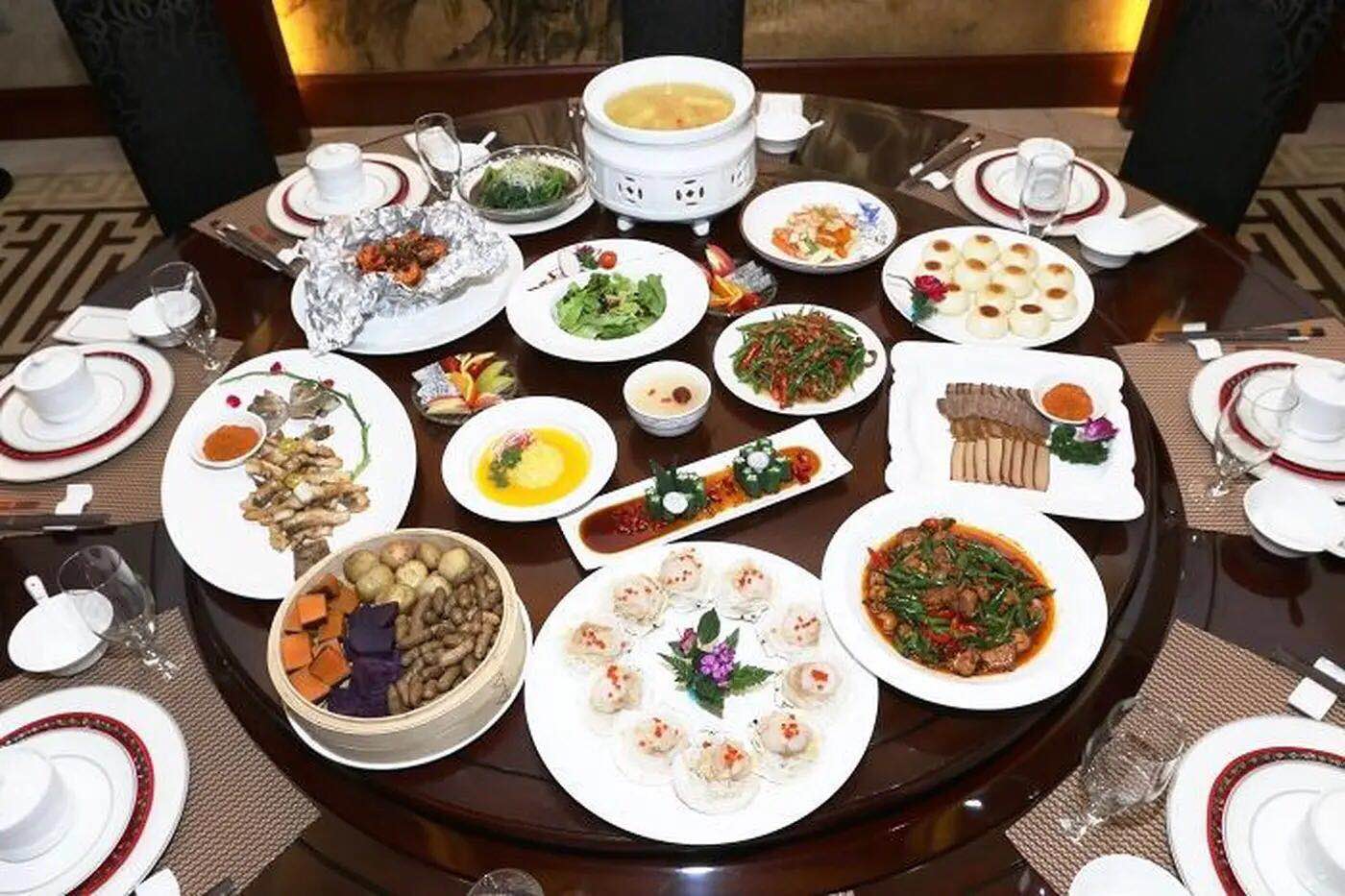 兴义富康国际酒店精品商务10人宴请套餐