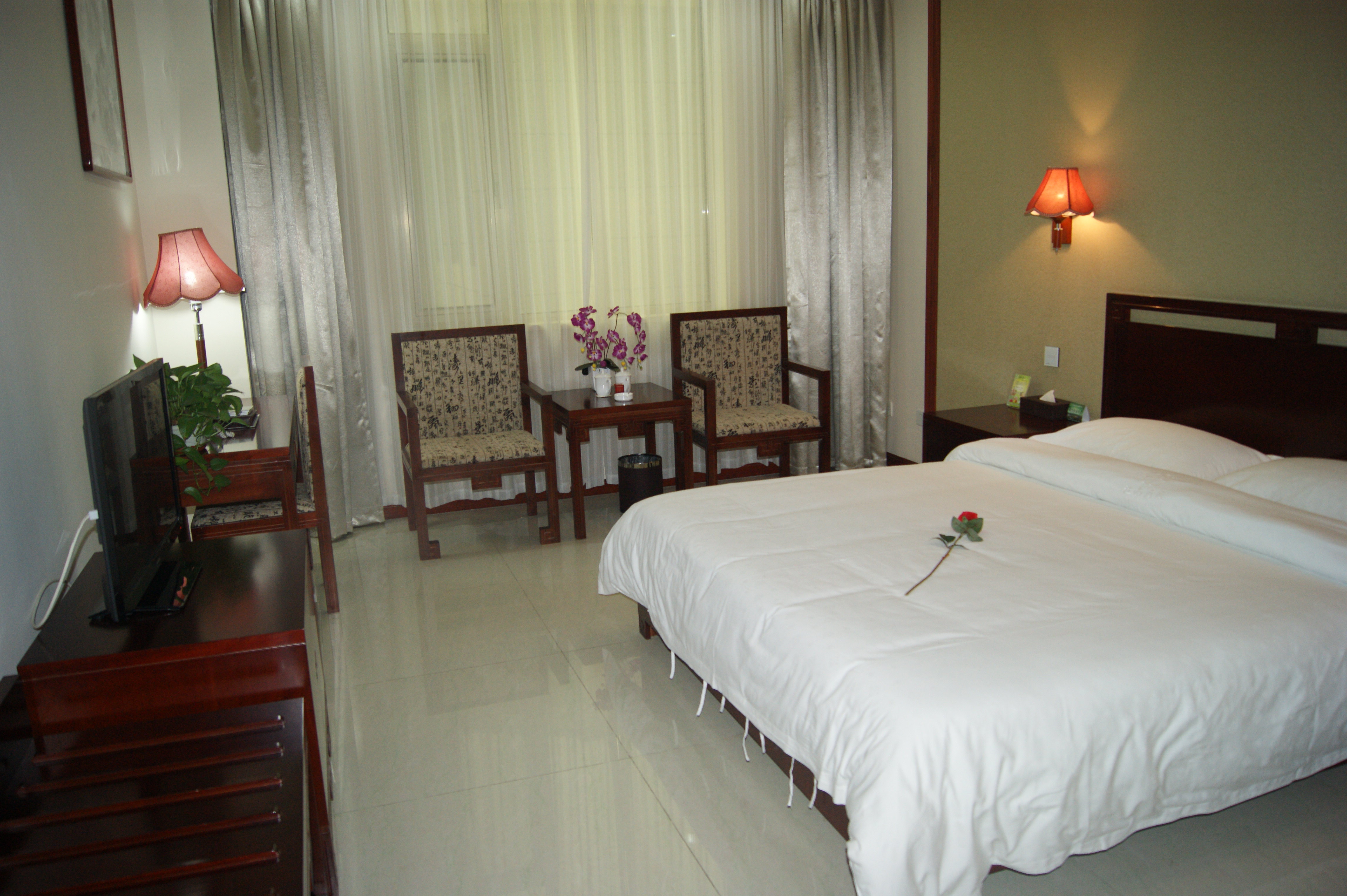 青州江南酒店-普通大床房