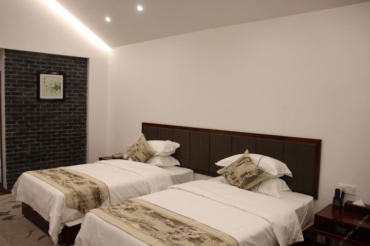 遵义财富大酒店-豪华标间