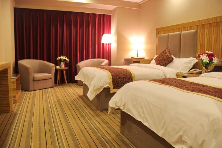 威远名流花园大酒店-豪华标间[无早]