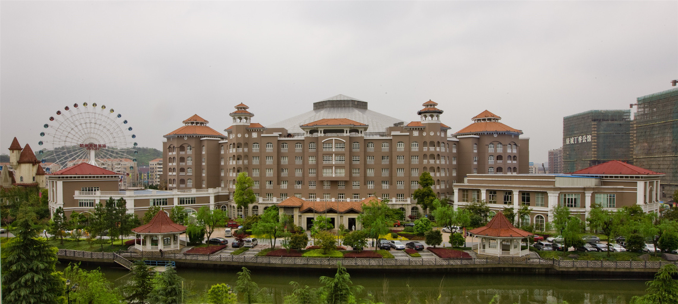 杭州宋城第一世界大酒店(高级房)