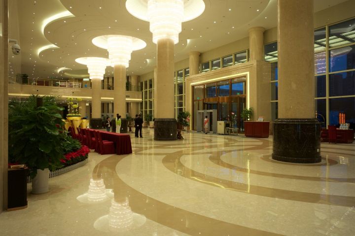 赤壁华美达广场酒店(双人成人自助早餐)