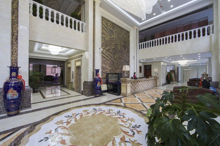 满洲里凯旋大酒店-商务标间(提供接机)