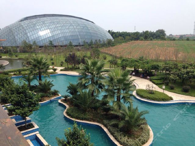 洪湖悦兮半岛国际温泉度假村【秋冬含早】豪华大床房