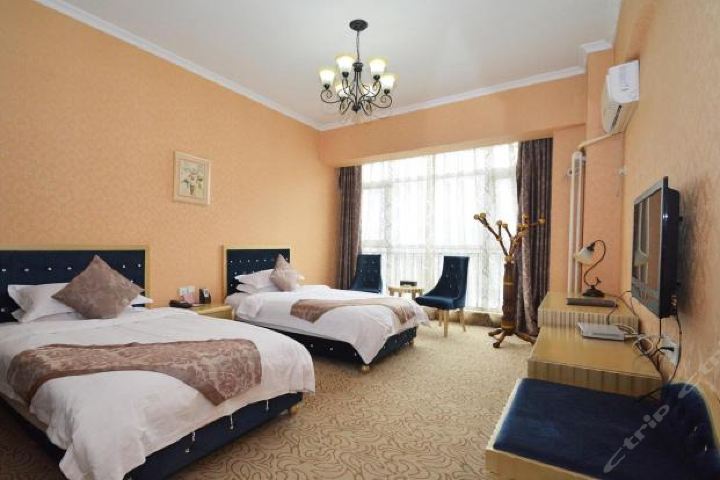 格拉姆瑞玺酒店(郑州祥盛店)(标准双床房)