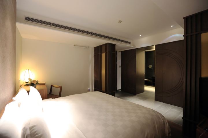 宝丽会馆-豪华大床房(限时抢订)团购-原价0元-团购仅售650元,上海酒店