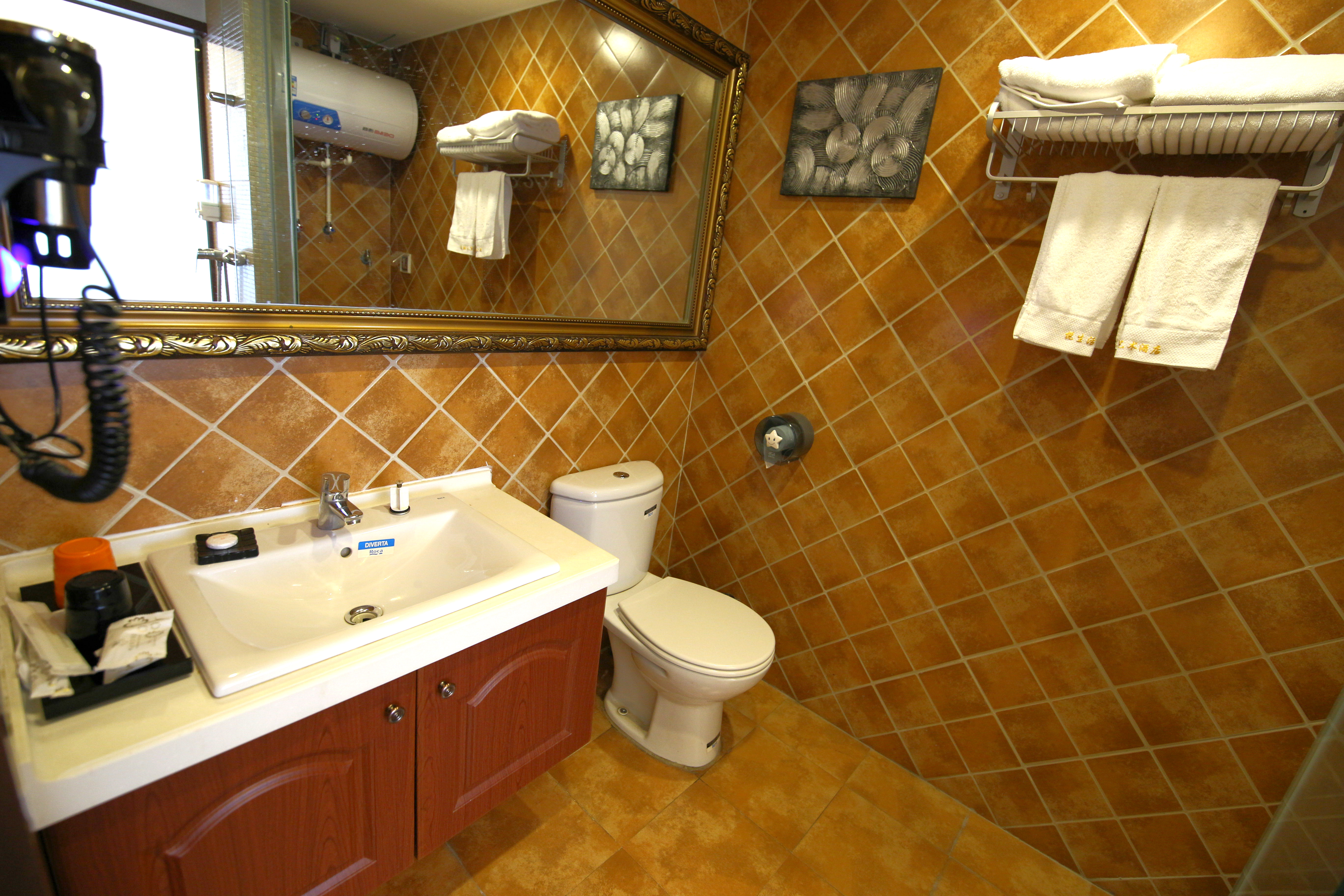 悦·生活艺术酒店-私人定制浪漫满屋房(提前1天预订)