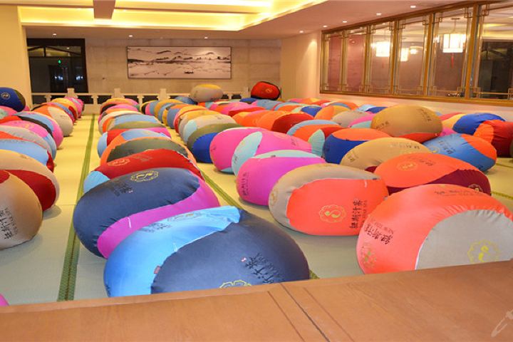 南京纽斯汤泉洗浴汗蒸 水上乐园成人套票 0人已抢购 产品 说明 只要你