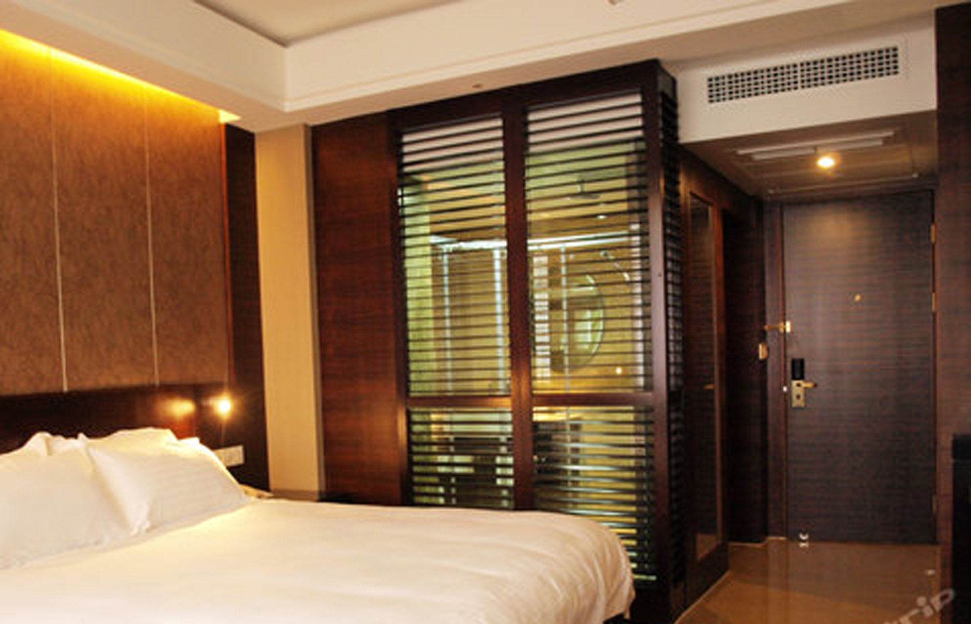 兰溪兰江大厦-商务标准间[含早]