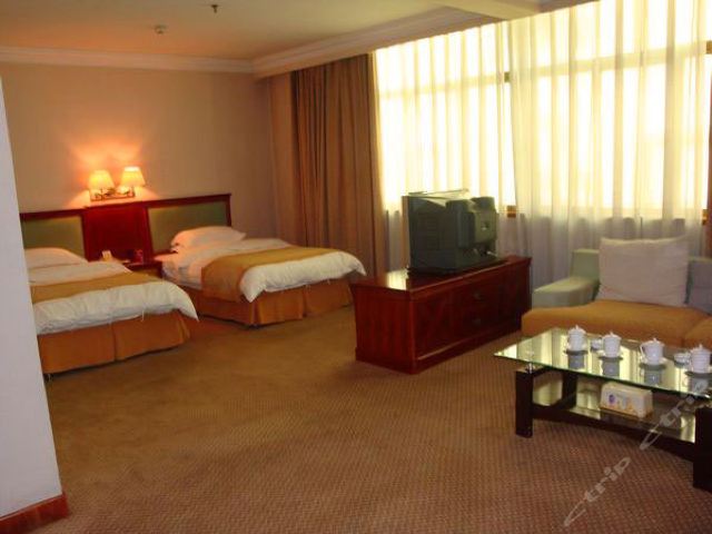 莱阳鸿达龙门大酒店-标准套间(酒店★特惠)