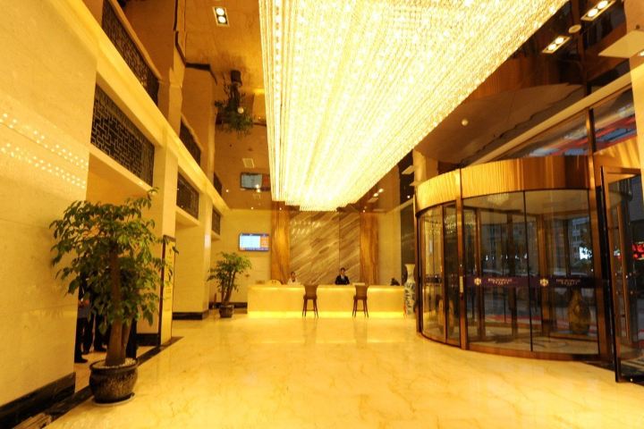 茂县凤凰阁大酒店-豪华套房