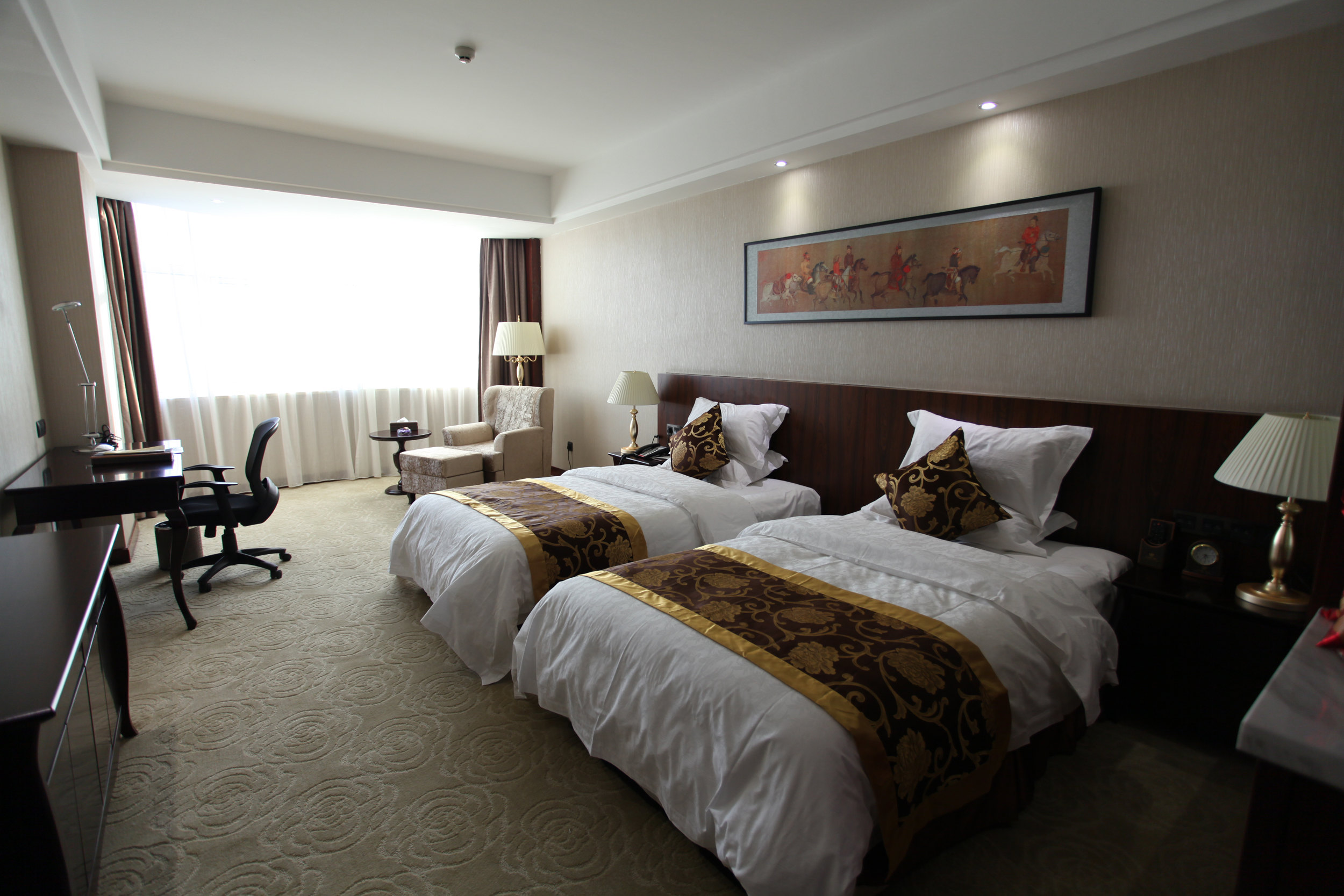 怀来国际大酒店-豪华双床房[含早]