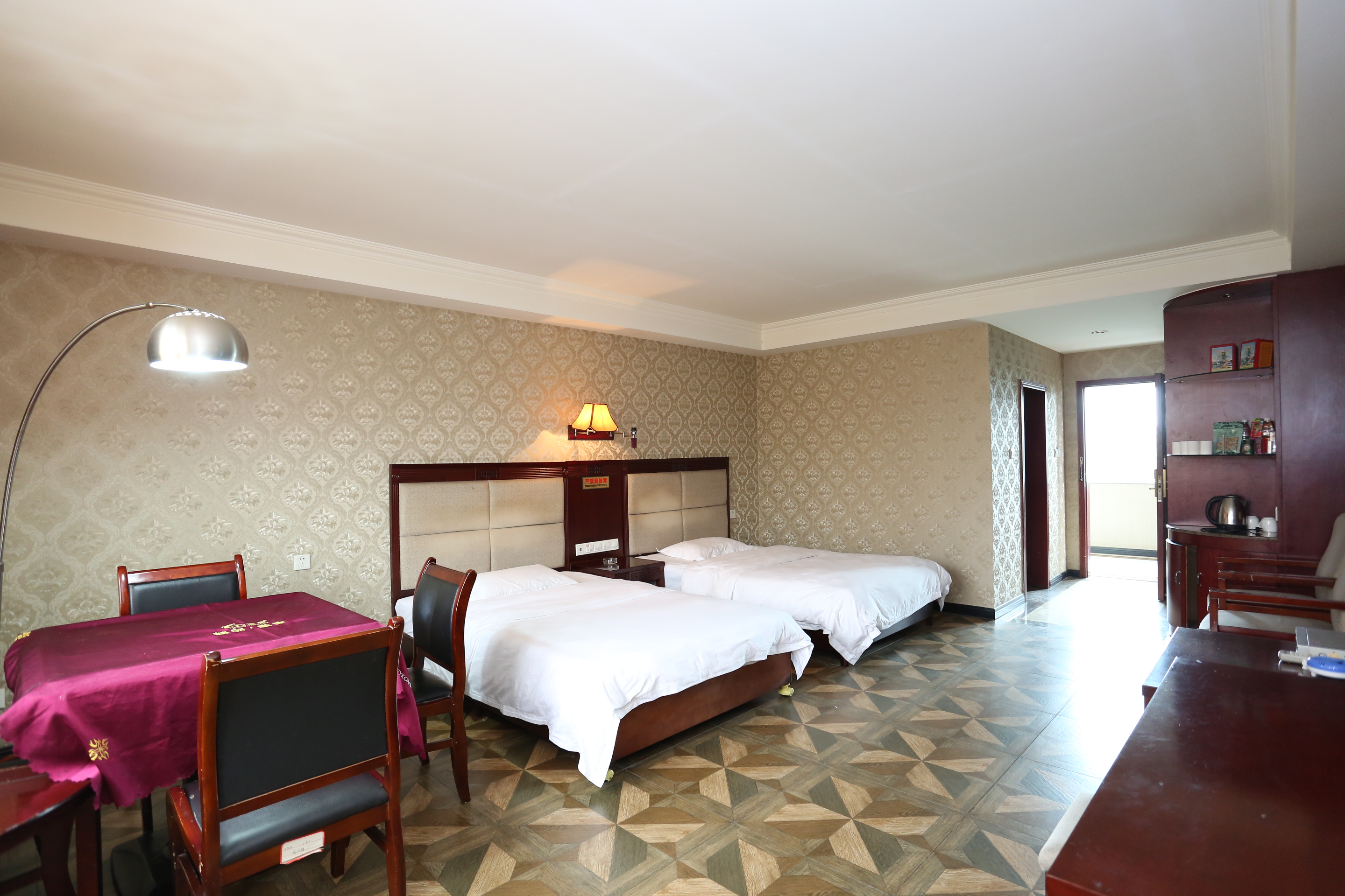 长沙京颐宾馆-麻将房[无早]