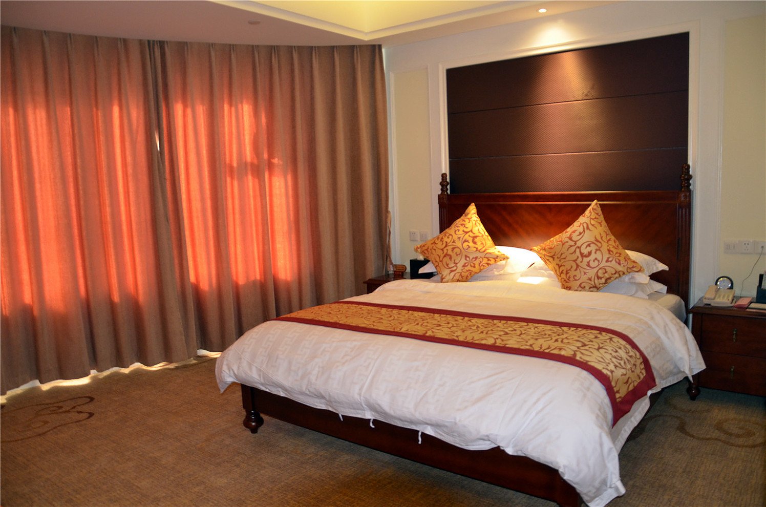 威海林海酒店-海景大床房(酒店★特惠)