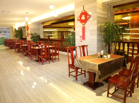 会泽蔓海大酒店(原会商大酒店)10人桌