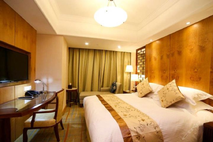 荆门海港城酒店-豪华套房