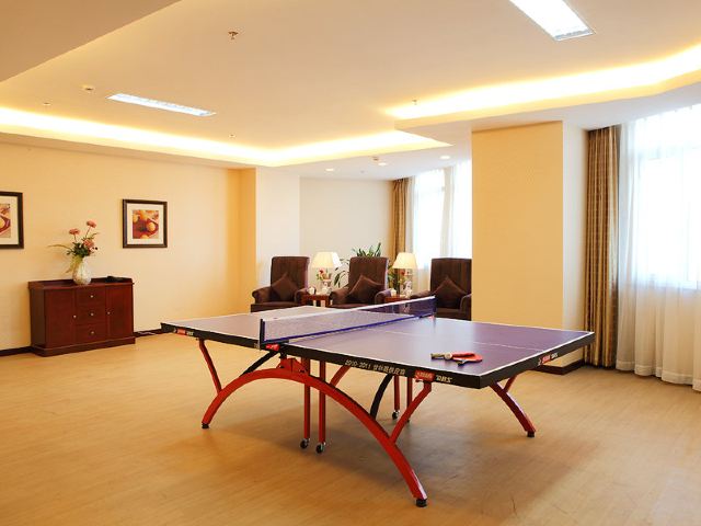 乒乓球室