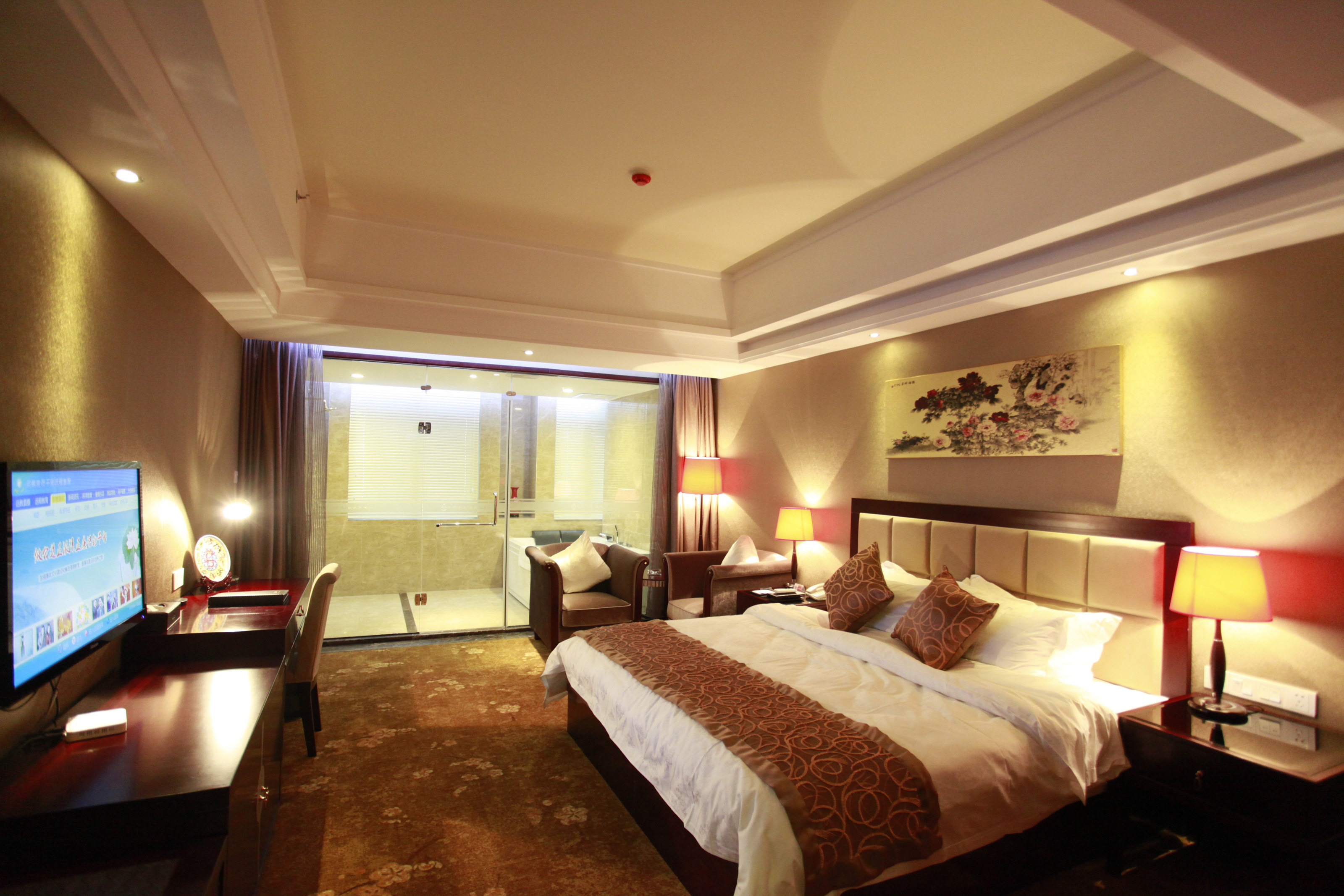 新乡元润(天福)温泉大酒店-豪华大床房[无早]