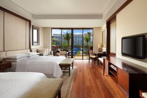 万宁神州半岛福朋喜来登酒店